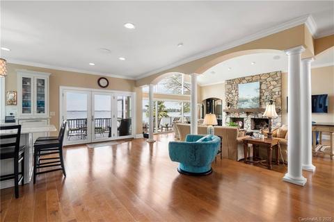 20707 Pointe Regatta Dr, Cornelius, NC 28031 photo 13
