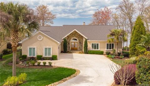 20707 Pointe Regatta Dr, Cornelius, NC 28031 photo 2