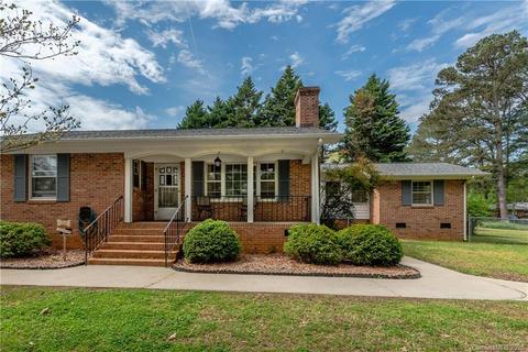 1809 Love Rd, Monroe, NC 28110 photo 2