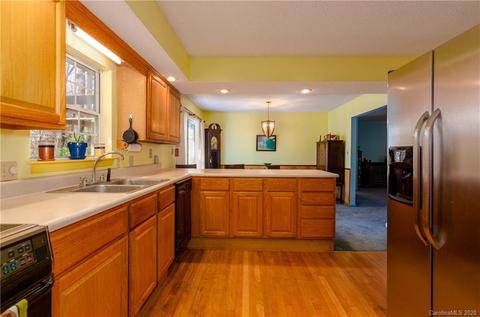 125 Sunkist Rd, Brevard, NC 28712 photo 10