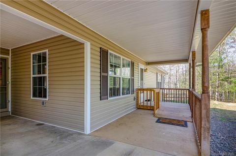 125 Sunkist Rd, Brevard, NC 28712 photo 2
