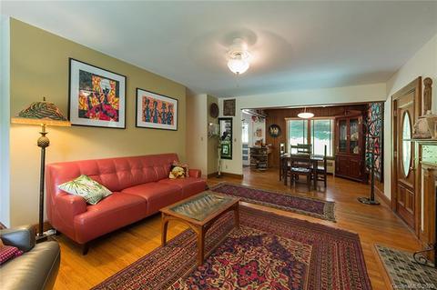 255 Cabin Rd, Spruce Pine, NC 28777 photo 9