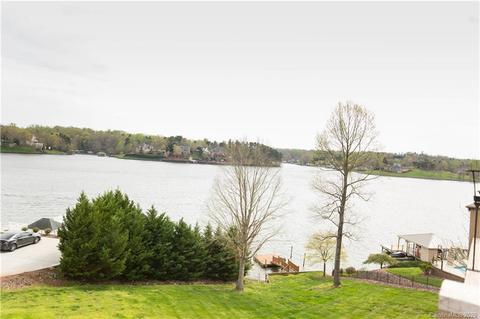 177 Mariners Point Ln, Hickory, NC 28601 photo 41