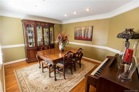 177 Mariners Point Ln, Hickory, NC 28601 photo 5