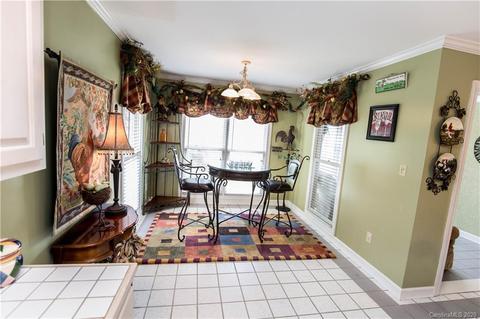 177 Mariners Point Ln, Hickory, NC 28601 photo 9