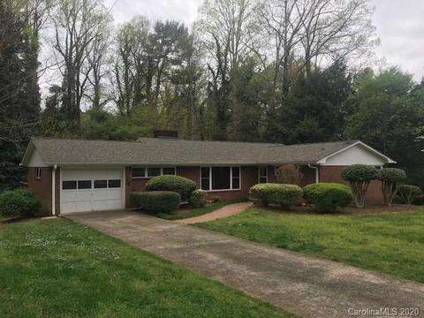 123 Pearson Dr, Morganton, NC 28655 photo 1