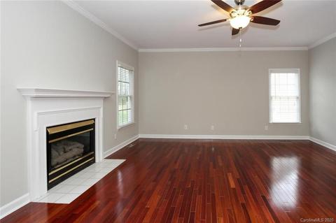 8133 Forest Shadow Cir, Cornelius, NC 28031 photo 8