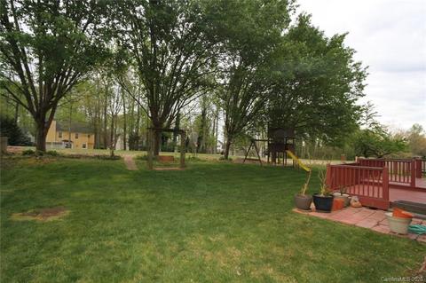 8133 Forest Shadow Cir, Cornelius, NC 28031 photo 31