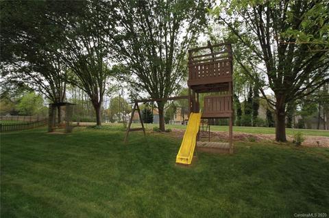 8133 Forest Shadow Cir, Cornelius, NC 28031 photo 34