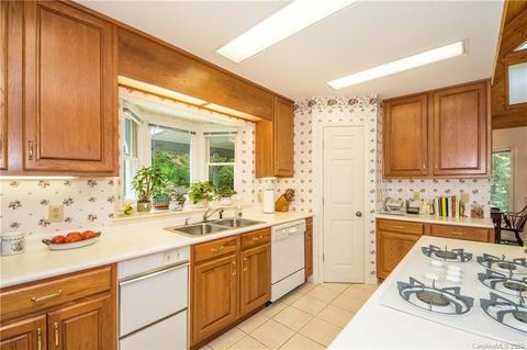 4330 Greenspire Dr, Sylva, NC 28779 photo 16