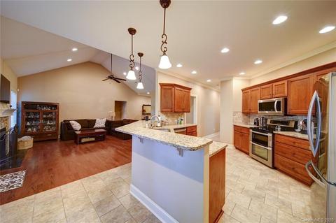 1104 Ruthburn Ct, Lancaster, SC 29720 photo 22