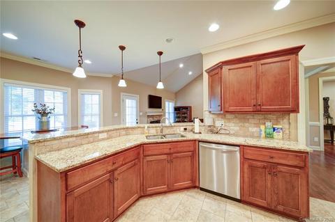 1104 Ruthburn Ct, Lancaster, SC 29720 photo 23
