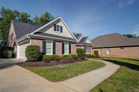 1104 Ruthburn Ct, Lancaster, SC 29720 photo 2