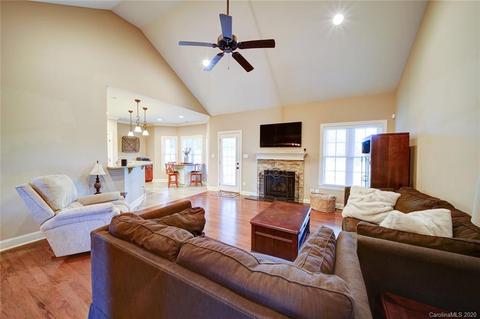1104 Ruthburn Ct, Lancaster, SC 29720 photo 18