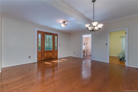 60 Bickford Ave, Tryon, NC 28782 photo 2