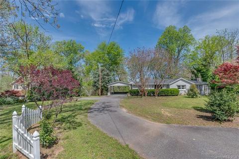 60 Bickford Ave, Tryon, NC 28782 photo 1
