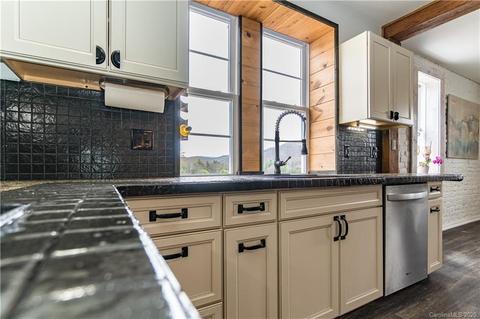 1367 Webster Rd, Sylva, NC 28779 photo 7