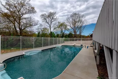 3793 9th Street Ne Dr NE, Hickory, NC 28601 photo 46