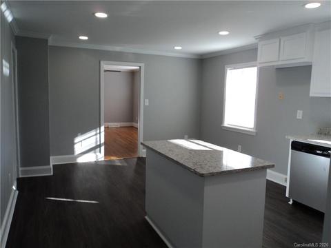 8955 E Franklin St, Mount Pleasant, NC 28124 photo 4