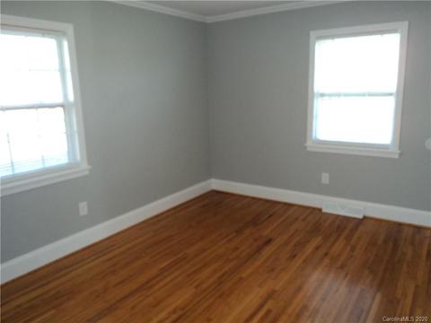8955 E Franklin St, Mount Pleasant, NC 28124 photo 11