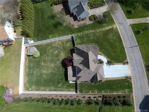 505 Willowbrook Dr, Morganton, NC 28655 photo 24