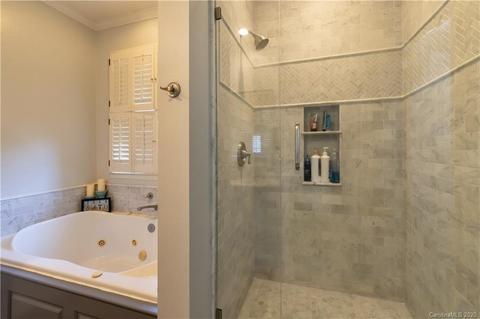 505 Willowbrook Dr, Morganton, NC 28655 photo 13