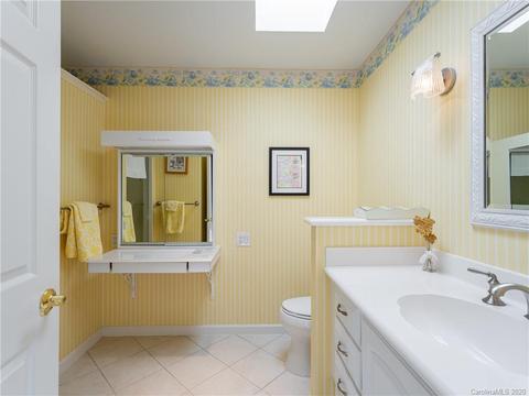 124 Forest View Dr, Flat Rock, NC 28731 photo 18