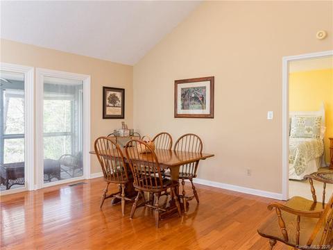 124 Forest View Dr, Flat Rock, NC 28731 photo 14