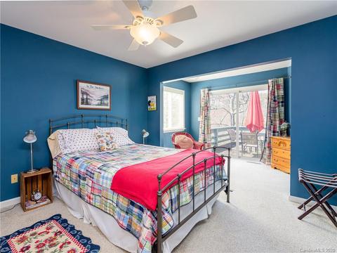 124 Forest View Dr, Flat Rock, NC 28731 photo 23
