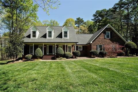 11300 Olde Cedar Ct, Davidson, NC 28036 photo 1