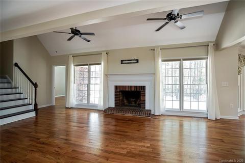 11300 Olde Cedar Ct, Davidson, NC 28036 photo 9
