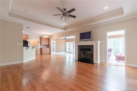 5737 Cedar Run Dr, Denver, NC 28037 photo 5