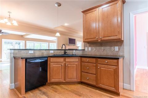 5737 Cedar Run Dr, Denver, NC 28037 photo 11