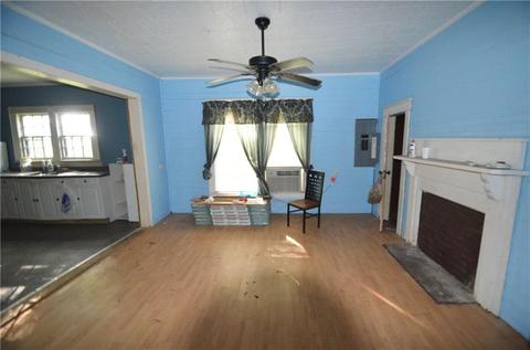 602 E Boyd St, Maiden, NC 28650 photo 2
