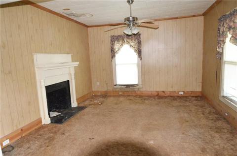 602 E Boyd St, Maiden, NC 28650 photo 4