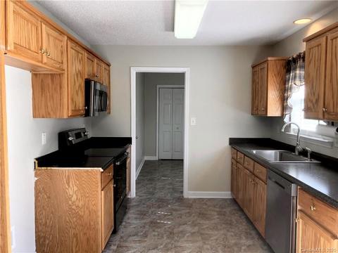 3801 Lawrence Ct, Monroe, NC 28110 photo 7