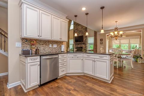 5105 Devonshire Rd, Denver, NC 28037 photo 9