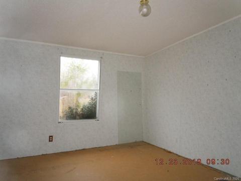 135 Austin Rd, Clyde, NC 28721 photo 6
