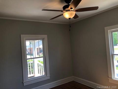 606 11th St, Kannapolis, NC 28083 photo 8