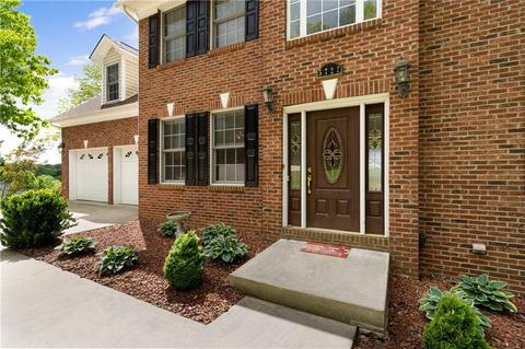 5727 Crown Ter, Hickory, NC 28601 photo 4