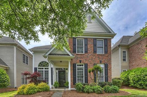 20233 Harroway Dr, Cornelius, NC 28031 photo 1
