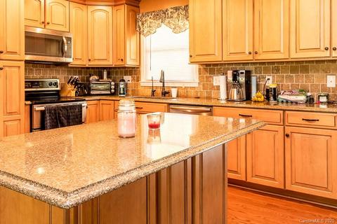 4305 Farmbrook Rd, Gastonia, NC 28056 photo 6