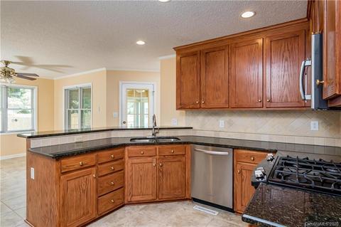 3125 Monte Dr, Monroe, NC 28110 photo 8