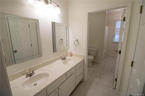 19822 Oak Leaf Cir, Cornelius, NC 28031 photo 9