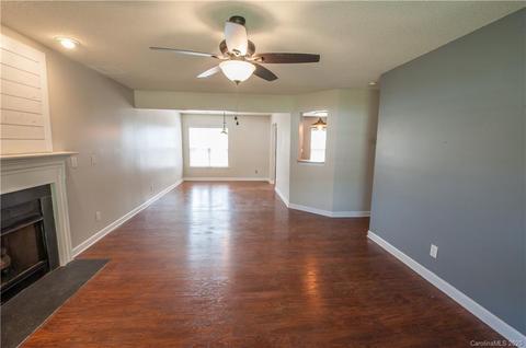 1131 Morningside Dr, Conover, NC 28613 photo 3