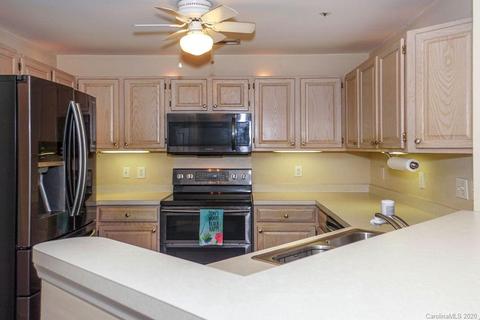 1129 Torrence Cir, Davidson, NC 28036 photo 9