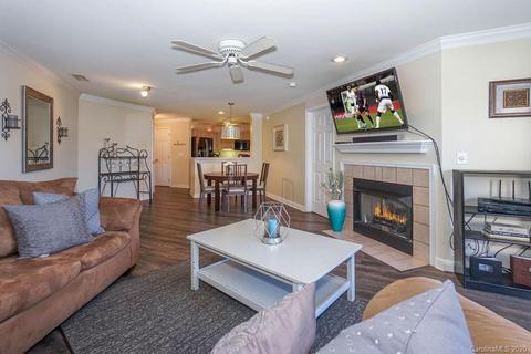 1129 Torrence Cir, Davidson, NC 28036 photo 4