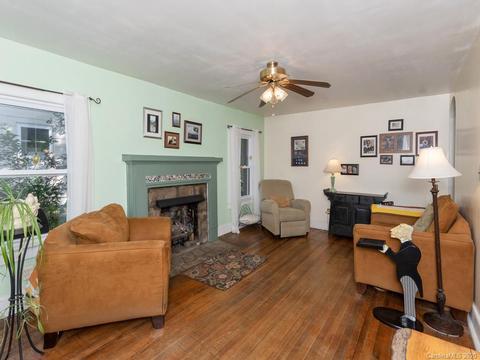 265 Maple St, Brevard, NC 28712 photo 3