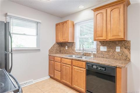 620 Edgehill Dr, Monroe, NC 28110 photo 8