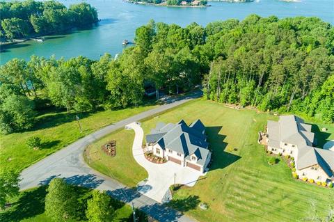 3640 Waterview Ln, Terrell, NC 28682 photo 2